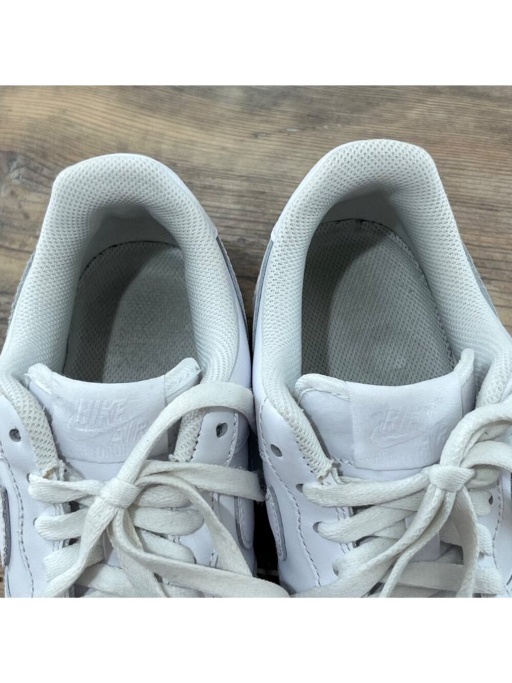 Nike Air Force 1 '07 Triple White Womens 8.5 White Leather Low Top Basketball - Picture 9 of 9